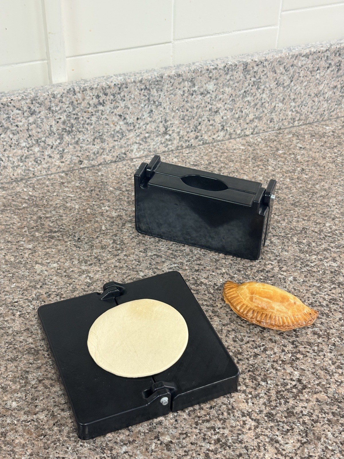 Moules à empanadas Croqe Empanadas — pièces imprimées en ABS alimentaire avant finition