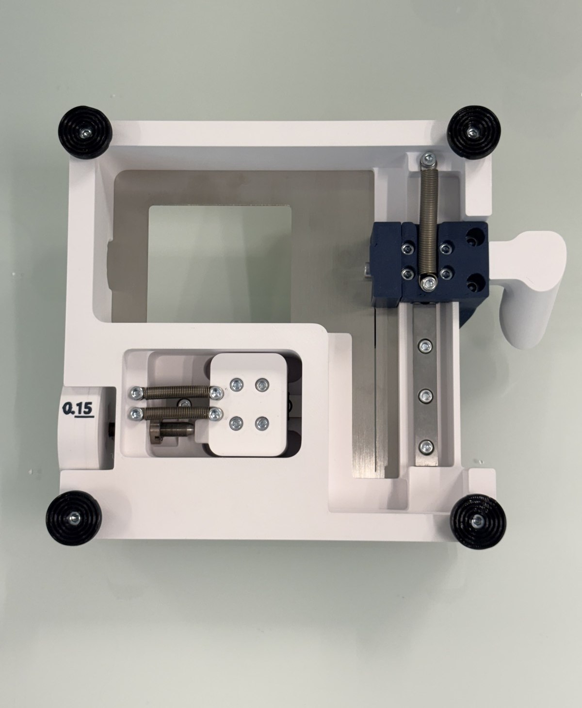 Trancheuse de laboratoire Imactiv'3D — instrument en fonctionnement en laboratoire